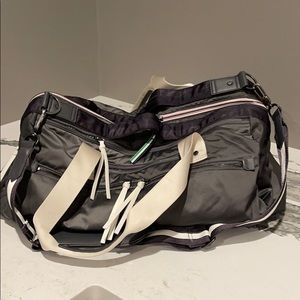 Lululemon duffle bag!